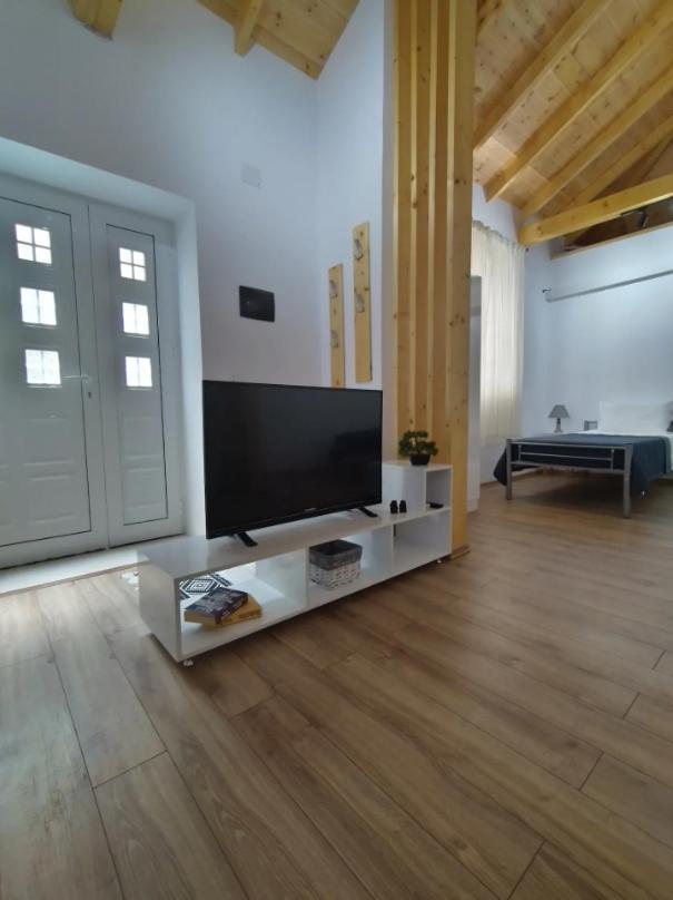 My Home - Entire House In The Center Of Tiranë Luaran gambar