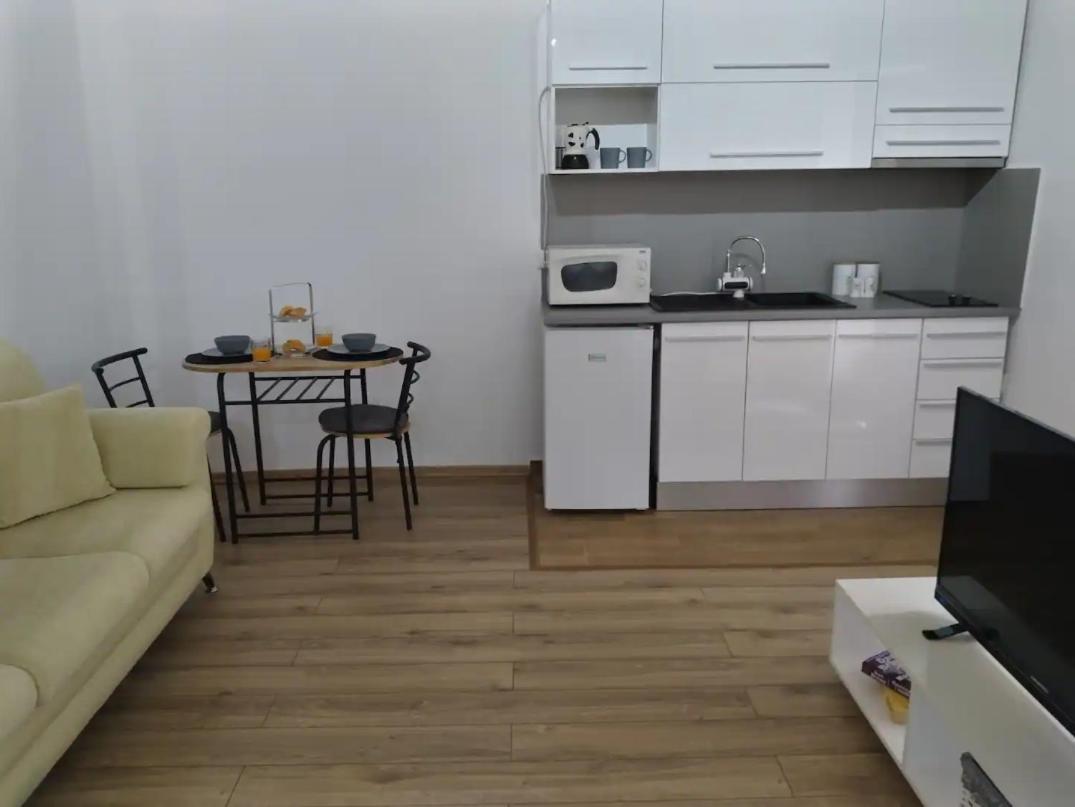 My Home - Entire House In The Center Of Tiranë Luaran gambar